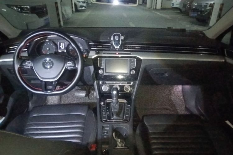 Used Volkswagen Magotan 2018 330TSI DSG Advanced Model