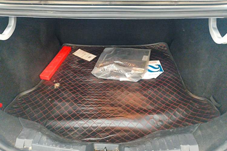 Used Ford Escort 2015 1.5L Manual Fashion Edition