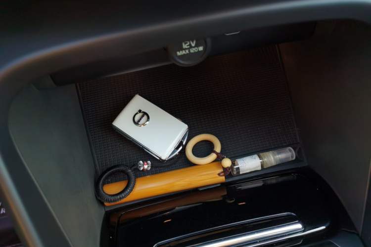 Used Volvo XC40 2023 B4 4x4 Smart Luxury Edition
