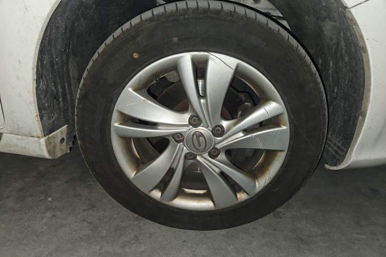 Used GAC Trumpchi GA3S Vision 2014 1.6L Automatic Luxury ESP Version
