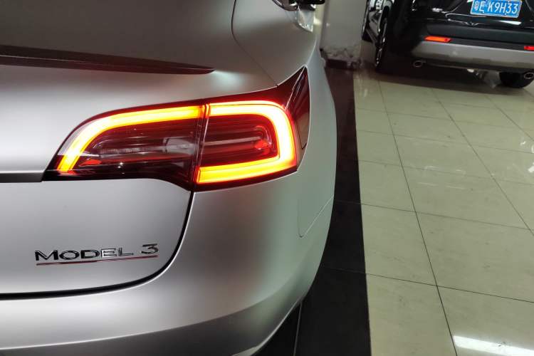 Used Tesla Model 3 2022 Performance High-Performance All-Wheel-Drive Version Right Rear Taillight