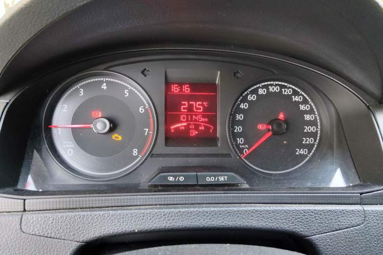 Used Volkswagen Santana 2021 1.5L Manual Fashion Edition Instrument Cluster