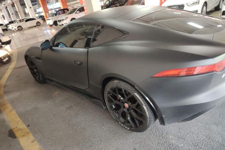 Used Jaguar F-TYPE 2015 3.0 SC Hardtop Version
