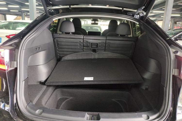 Used Tesla Model Y 2022 Revised Version Long-Range All-Wheel Drive
