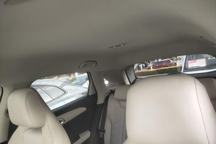 Used BYD Yuan UP 2024 401 km Active Version
