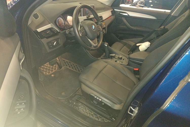 Used BMW X1 2019 sDrive20Li Leading Model