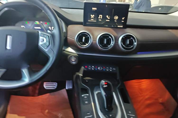 Used Wey VV6 2018 2.0T Two-Wheel Drive Flagship Version China V Standard