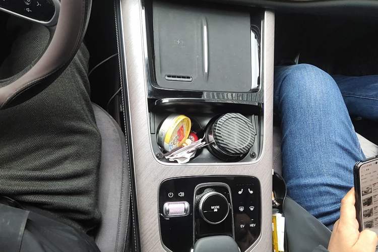 Used Chery Fengyun T10 2024 210 Luxury Edition Gear Lever