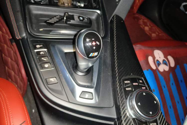 Used BMW M3 2016 M3 four-door sedan Gear Lever