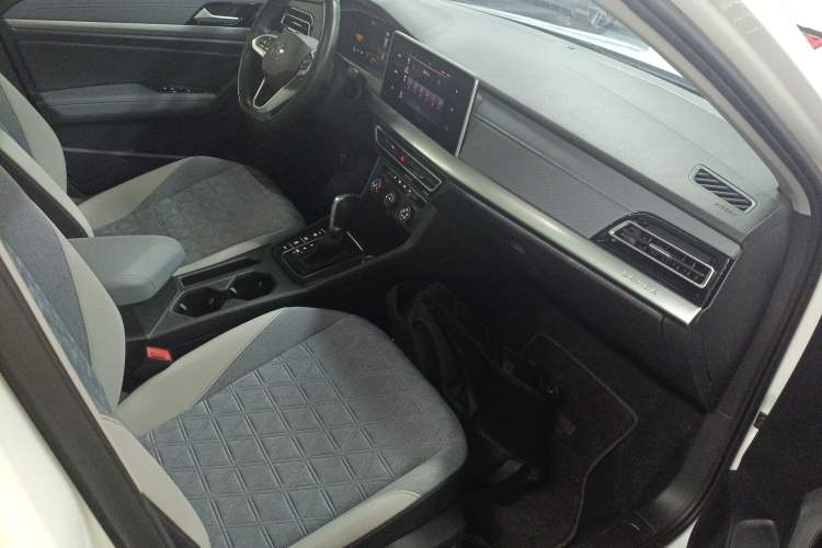 Used Volkswagen Lavida 2023 300TSI DSG Full-Comfort Edition