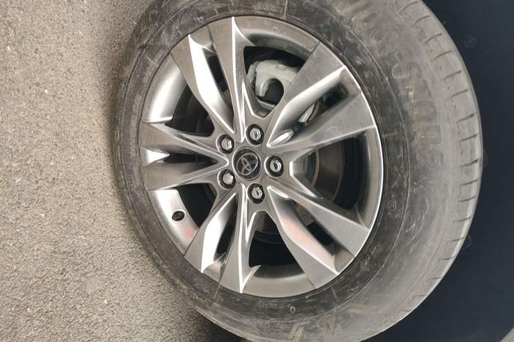 Used Toyota SIENNA 2024 2.5L Hybrid Four-Wheel Drive Prestige Edition