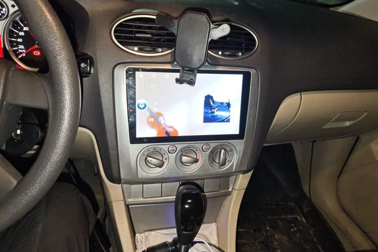 Used Ford Focus 2011 Hatchback 1.8L Automatic Fashion Edition