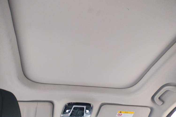 Used SOL X8 PLUS 2023 1.5 TGDI DCT Luxury Edition 7-Seater