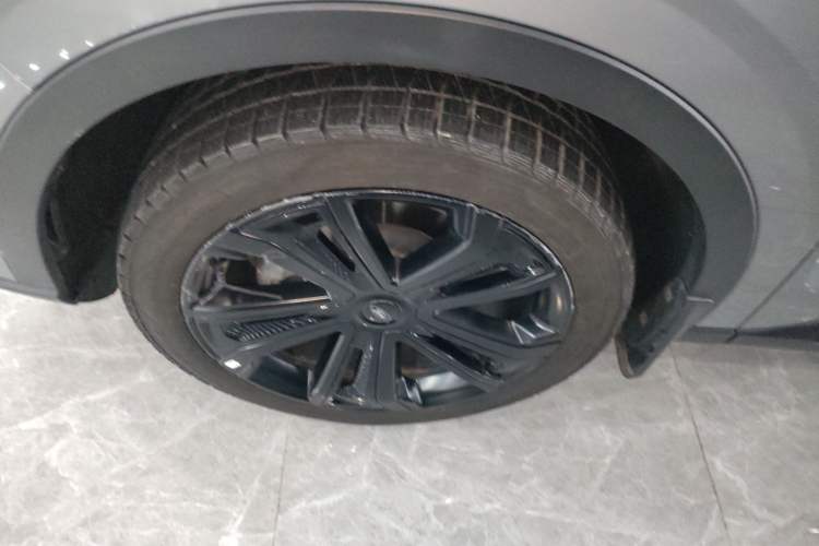 Used Ford Equator 2023 EcoBoost 225 Obsidian Orange Edition Prestige 7-Seater (2/2/3)
