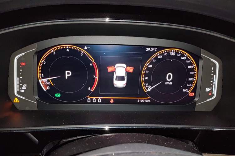 Used Volkswagen Passat 2019 330TSI Luxury Edition China VI Standard