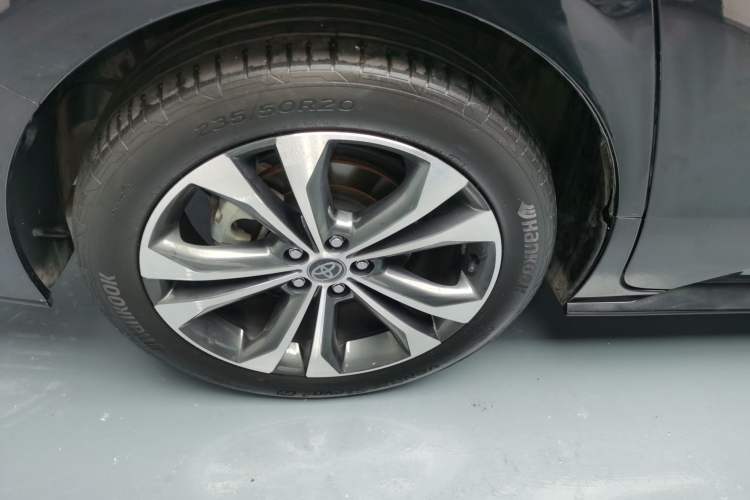 Used Toyota Granvia 2022 2.5L Hybrid Premium Edition Exterior 5