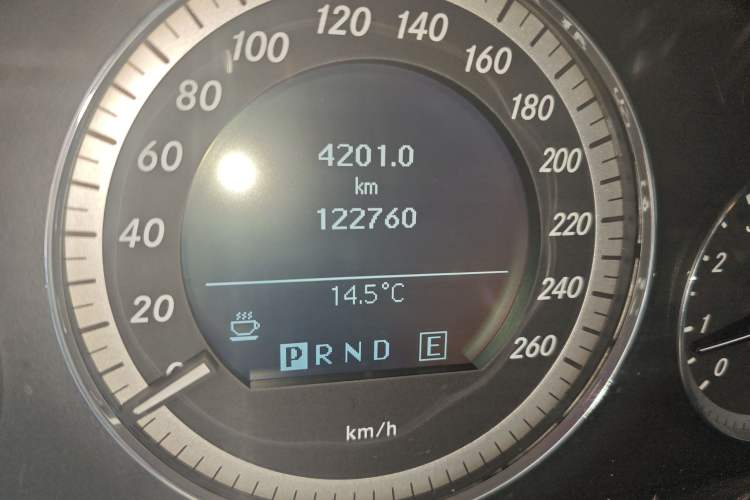 Used Mercedes-Benz E-Class 2010 E 260 L CGI Elegant Model
