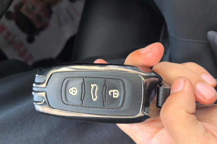 Used Geely Auto Emgrand X7 Sport 2016 1.8TD Automatic Smart Model Vehicle Key