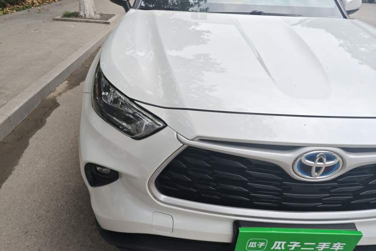 Used Toyota Highlander 2022 Dual-Engine 2.5L 4x4 Elite Edition 7-Seater
