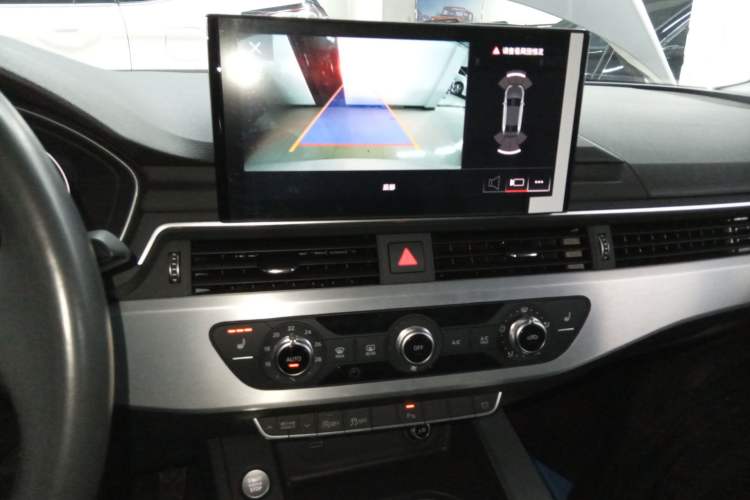 Used Audi A4L 2023 40 TFSI Fashion Dynamic Model
