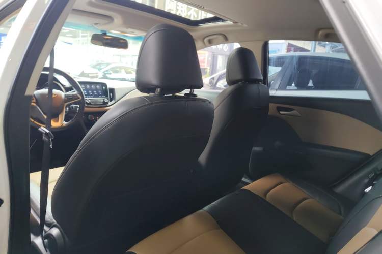 Used Chevrolet Monza 2022 320 Automatic Enjoyment Sunroof Version
