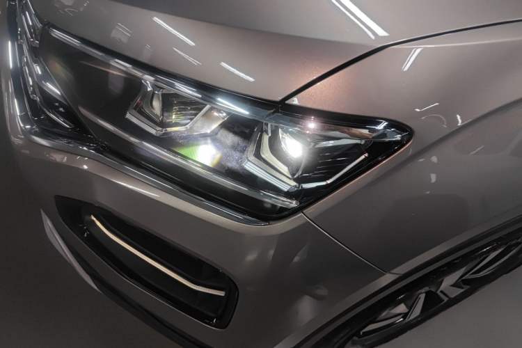 Used Volkswagen Tayron 2021 280TSI Two-Wheel Drive Luxury Smart Connectivity Version Left Front Headlight