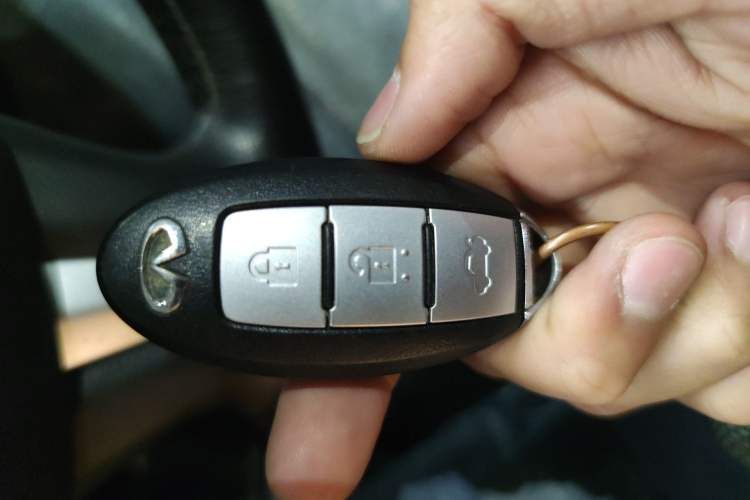 Used Infiniti Q50L 2016 2.0T Enjoyment Edition