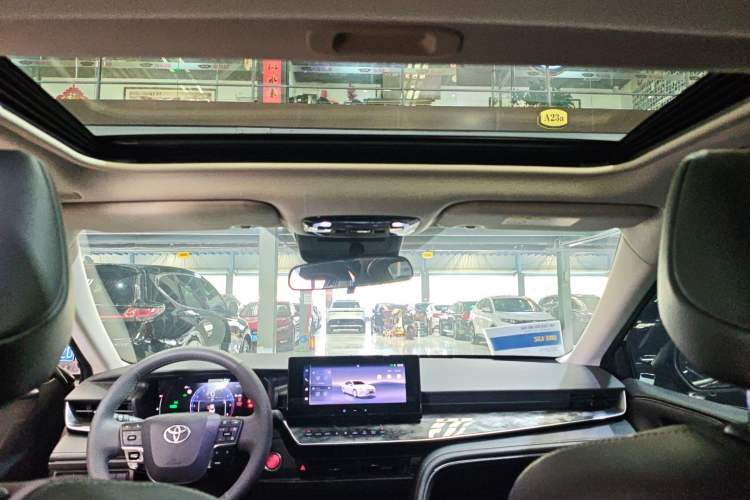 Used Toyota Camry 2024 Dual-Motor 2.0 HE Elite Edition