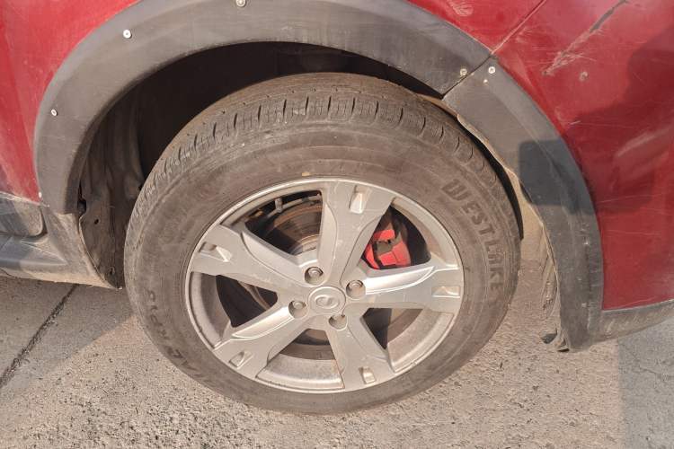 Used Great Wall M4 2014 1.5L Manual Comfort Model Right Front Wheel Hub