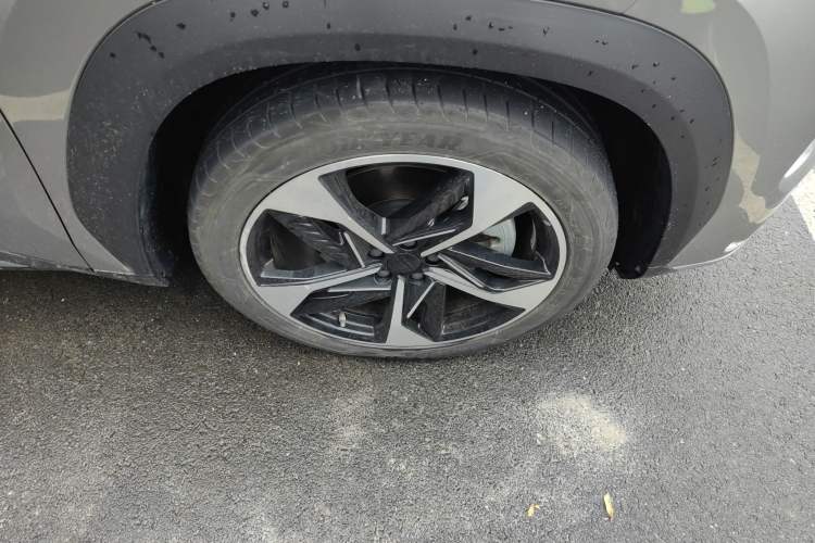 Used Geely Galaxy L7 2023 1.5T 115 km Starship