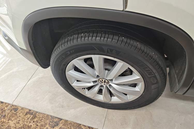 Used Volkswagen Tiguan 2016 2.0 TSI Four-Wheel Drive Standard Version