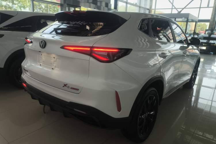 Used Changan X5 PLUS 2025 1.5T DCT Pioneer Edition
