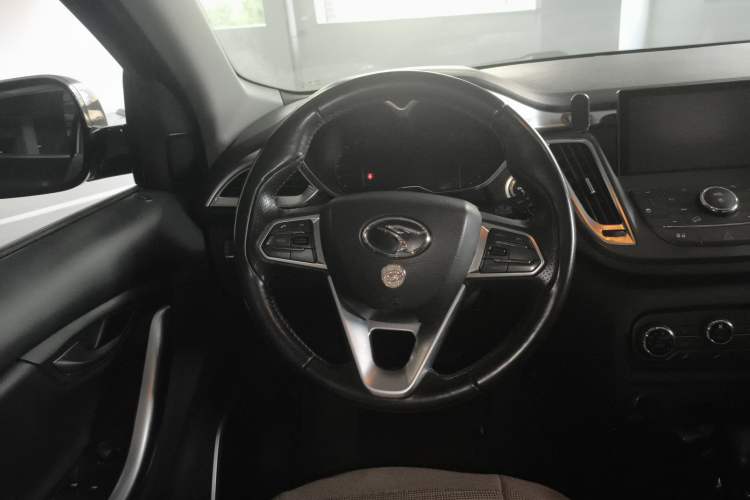 Used Soueast DX7 2015 1.5T Automatic Luxury Model