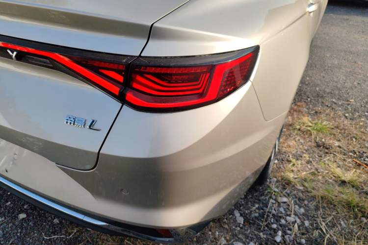 Used Geely Auto Emgrand L 2022 1.4T CVT Flagship Edition
