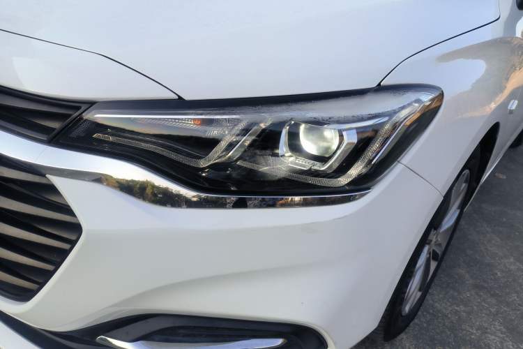 Used Chevrolet Monza 2020 320 Automatic Enjoyment Edition Left Front Headlight