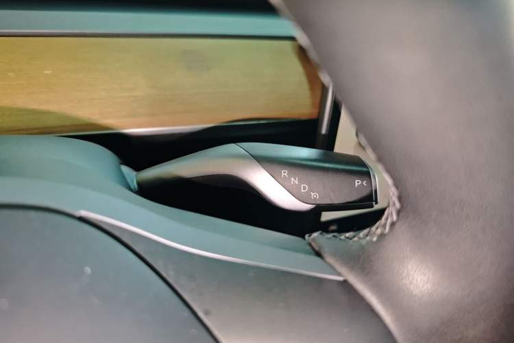 Used Tesla Model Y 2022 Rear-Wheel-Drive Version