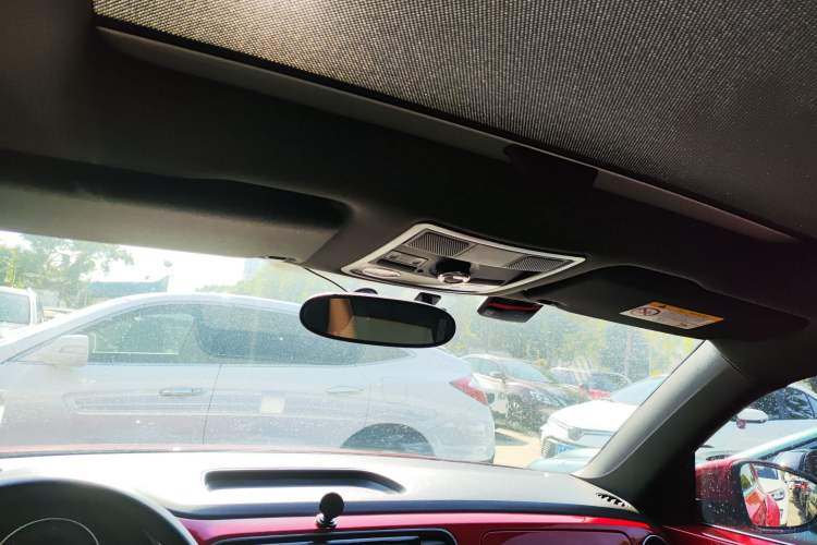 Used Volkswagen Beetle 2018 180TSI Shangle Model
