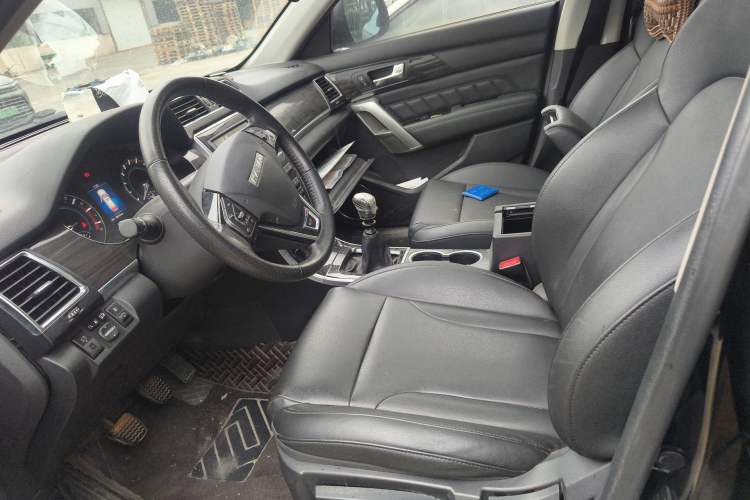 Used Haval H2 2016 Red-Label 1.5T Manual Two-Wheel Drive Luxury Model Left Front Seat