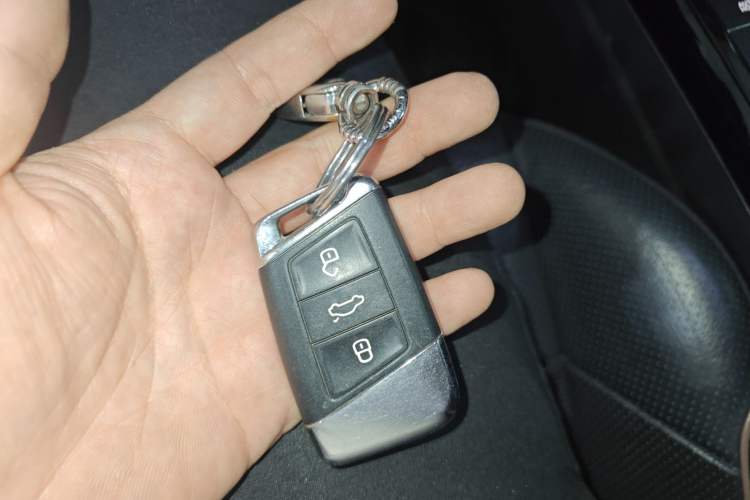 Used Volkswagen Passat New Energy 2020 430 PHEV Hybrid Luxury Edition China VI Standard Interior 1