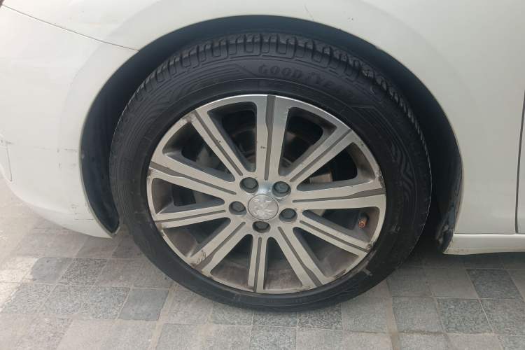 Used Peugeot 408 2014 1.8L Automatic Luxury Edition