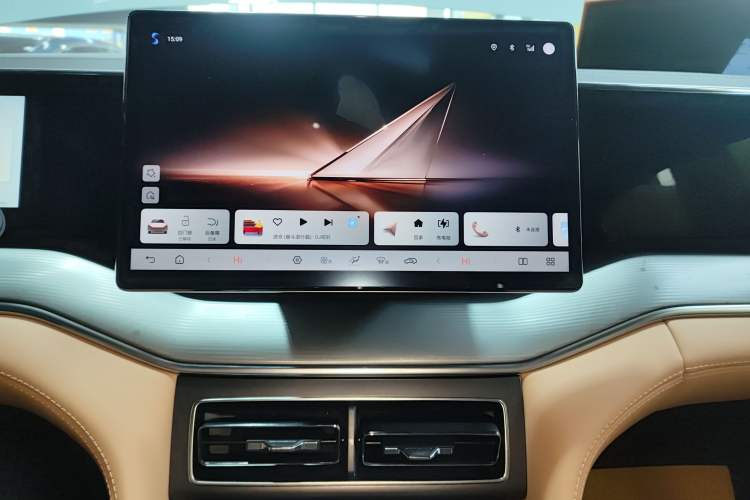 Used BYD Song L DM-i 2024 112 km Leading Edition Audio And AC Panel