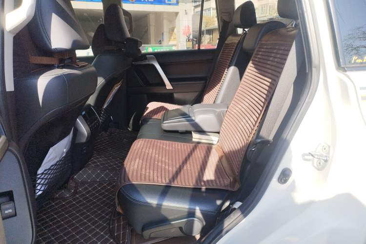 Used Toyota Prado 2018 3.5L Automatic TX-L with Rear-Mounted Spare Tire
