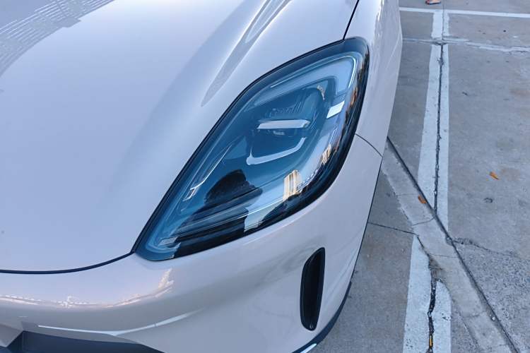 Used Wuling Bingo S 2025 Model 325km Deluxe Edition
