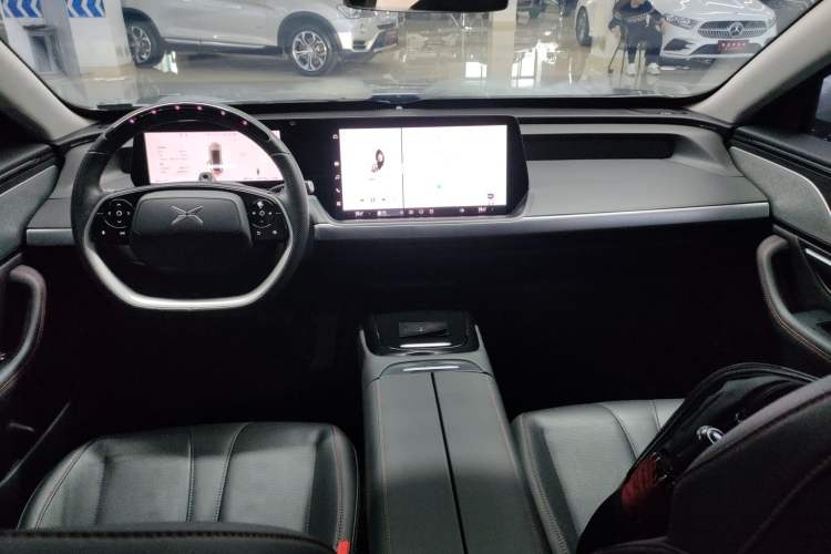 Used XPeng P7 2022 625E Center Console