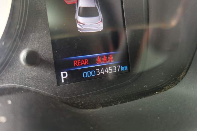 Used Toyota Corolla 2021 Dual-Motor 1.8L E-CVT Elite Edition Odometer Close Up