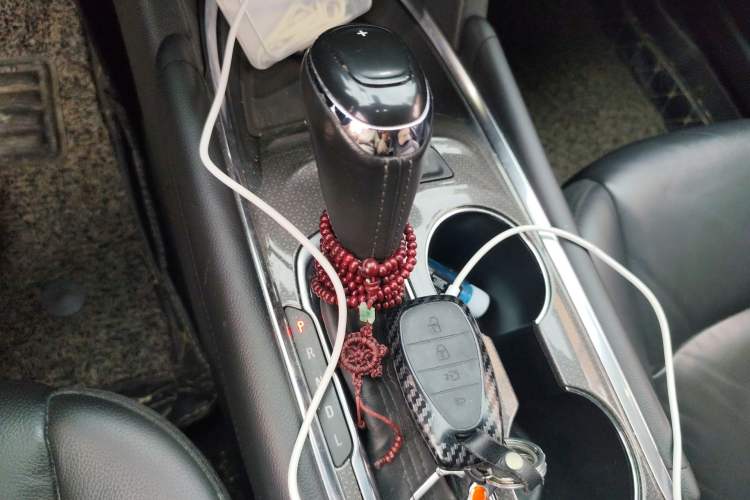 Used Chevrolet Malibu XL 2018 530T Automatic RuiChi Edition Gear Lever