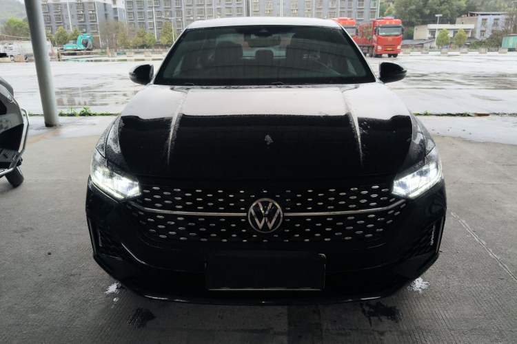 Used Volkswagen Lavida 2024 1.5L Automatic Starry Sky 5 Million Edition Front