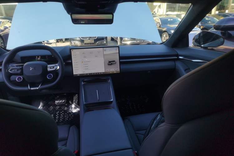 Used XPeng P7 2025 Model—820 Ultra Long Range Ultra