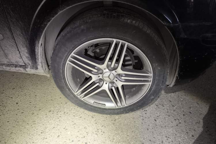 Used Mercedes-Benz Viano 2011 2.5L Navigator Edition
