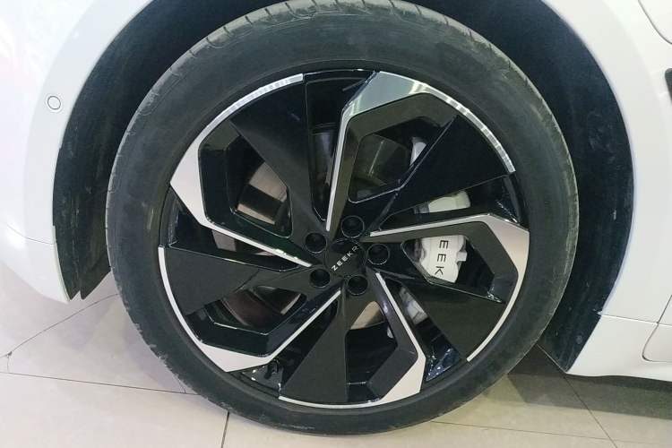 Used Zeekr 001 2023 WE Edition 86 kWh
